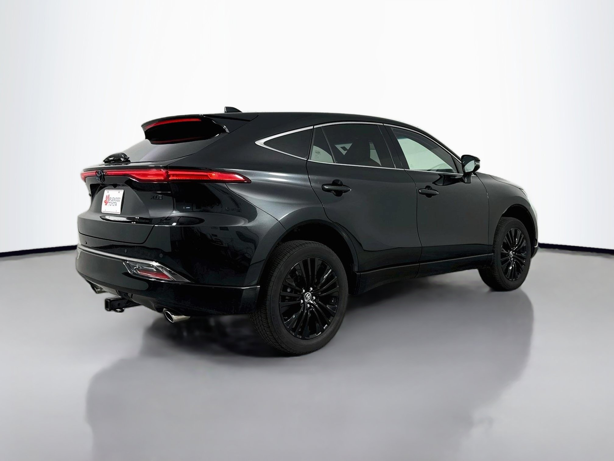 Certified 2024 Toyota Venza Nightshade AWD/4WD image 7