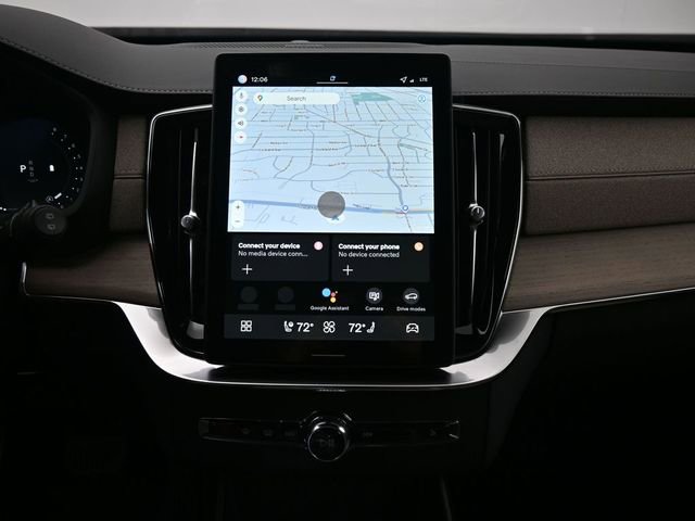 New 2026 Volvo XC90 B6 Plus w/ Protection Package Premier image 13