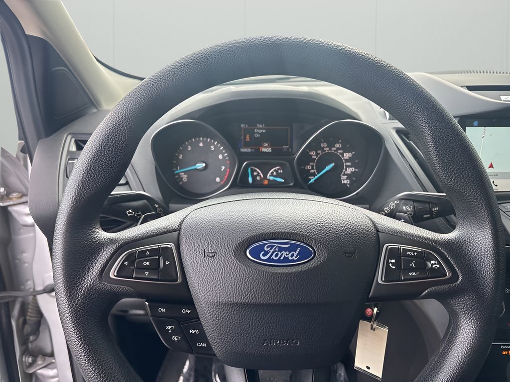 Used 2017 Ford Escape SE w/ Equipment Group 201A image 25