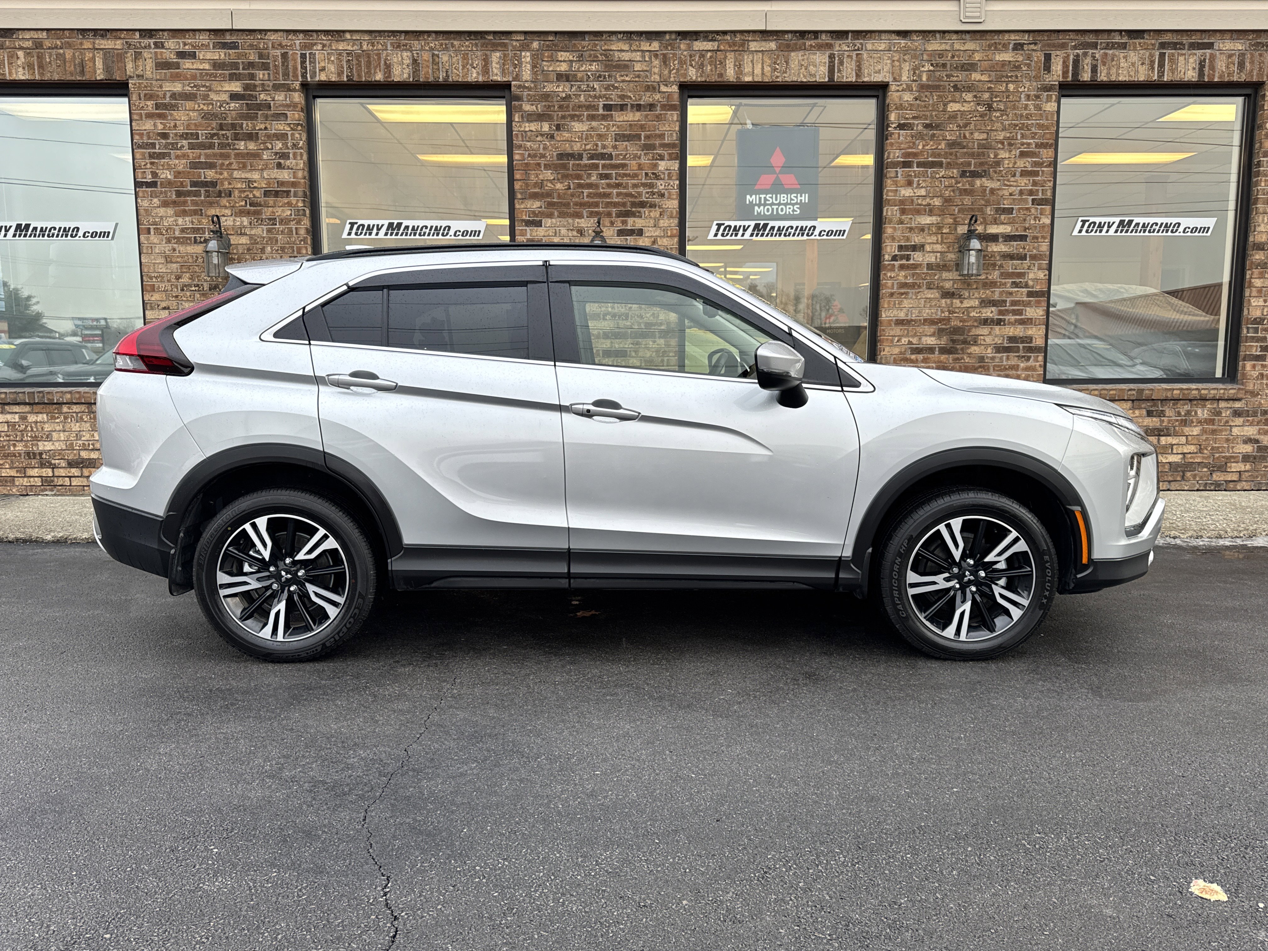 Used 2024 Mitsubishi Eclipse Cross SE image 6