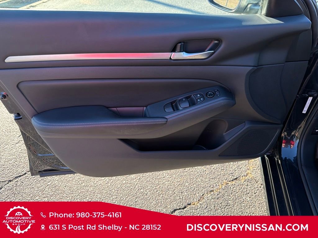 Certified 2022 Nissan Altima 2.5 SV FWD image 10