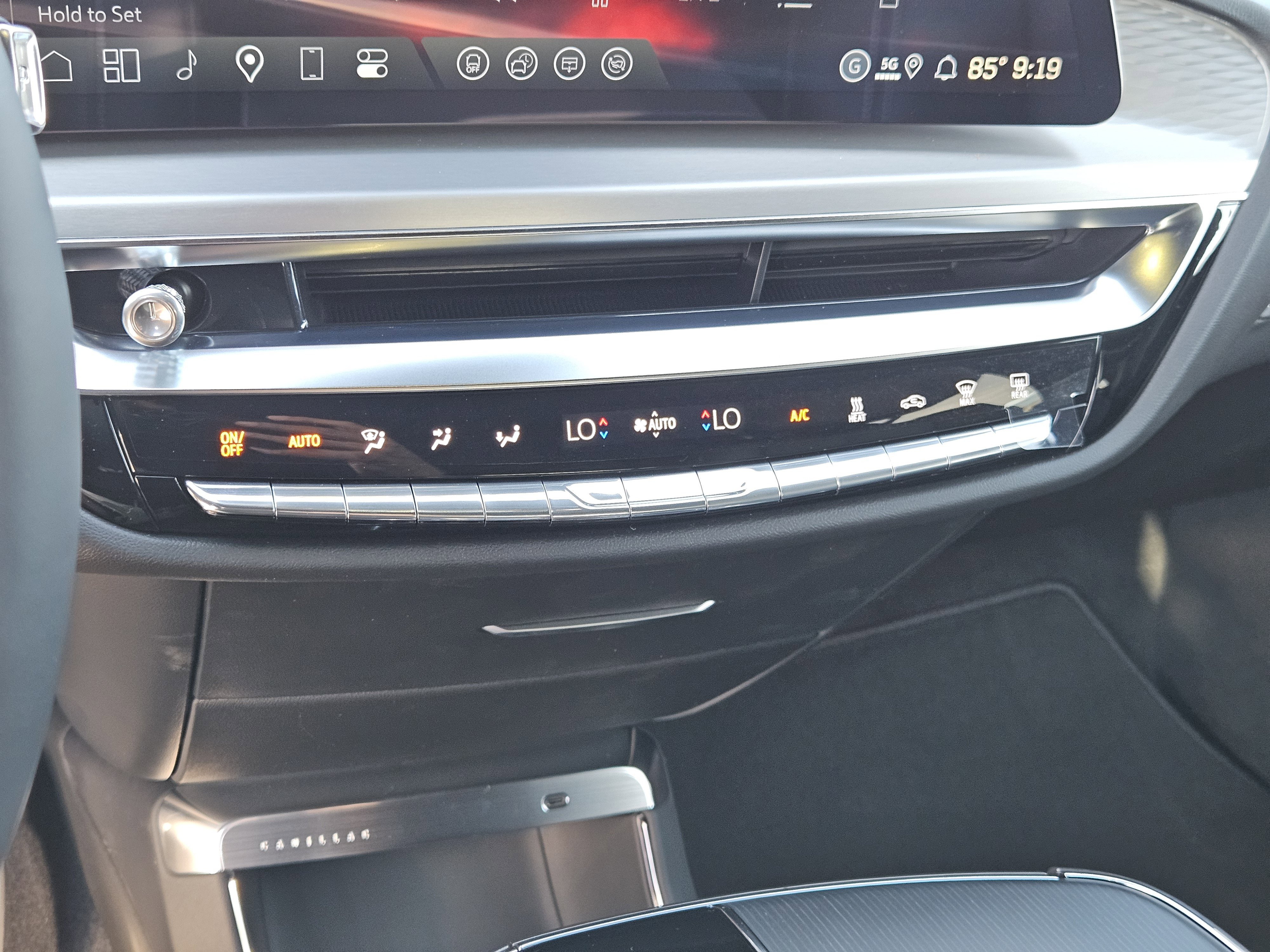 New 2026 Cadillac Lyriq V image 28