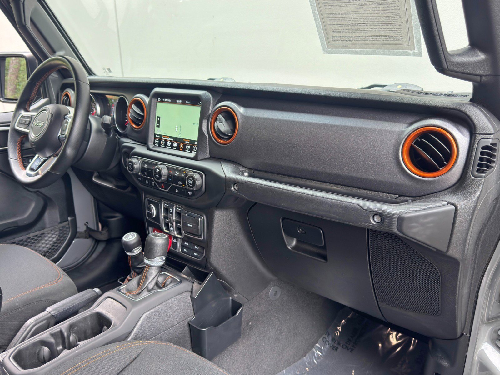 Used 2021 Jeep Gladiator Mojave AWD/4WD image 16