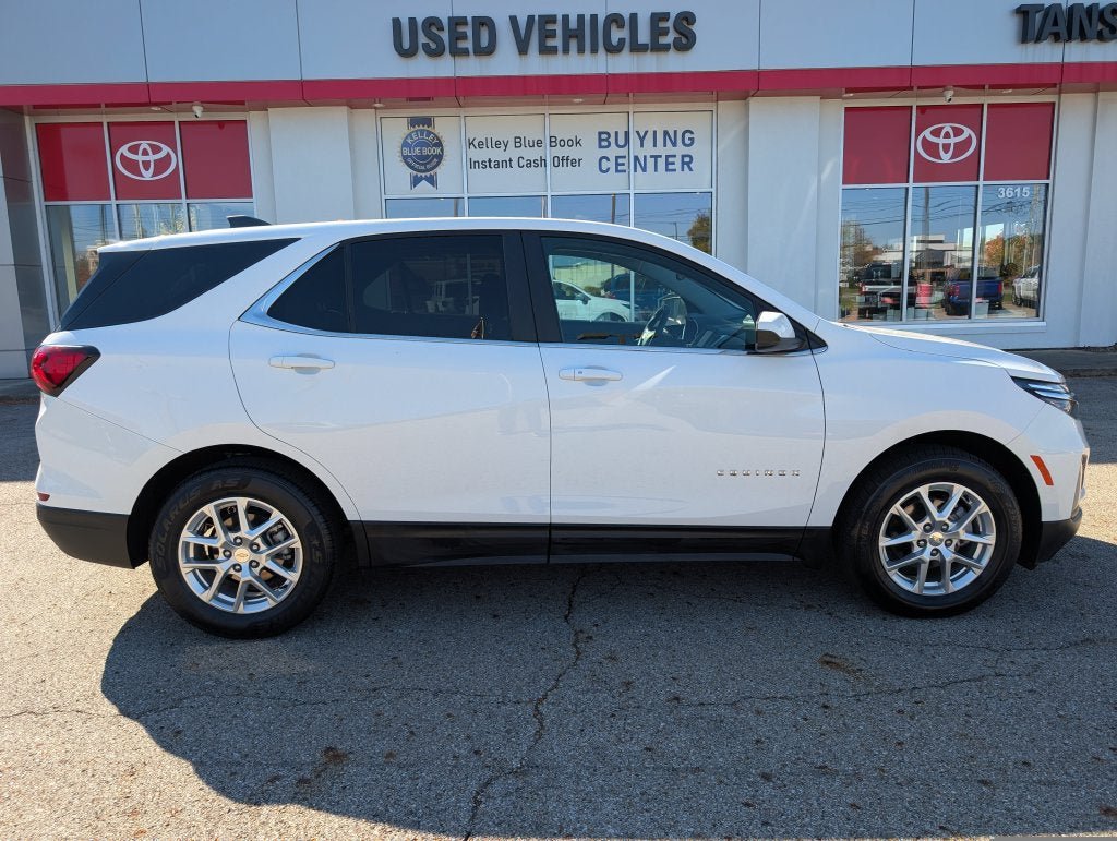 Used 2024 Chevrolet Equinox LT AWD/4WD image 9