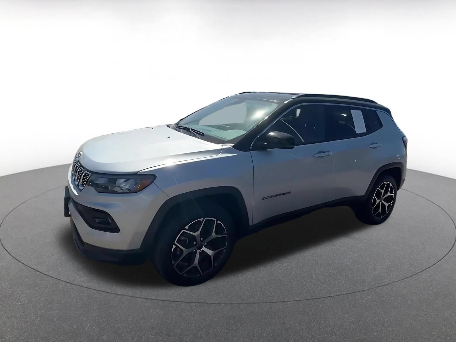 Used 2025 Jeep Compass Limited AWD/4WD image 8