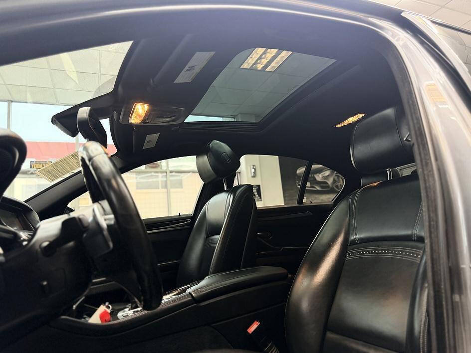 Used 2016 BMW 528i Sedan RWD image 4