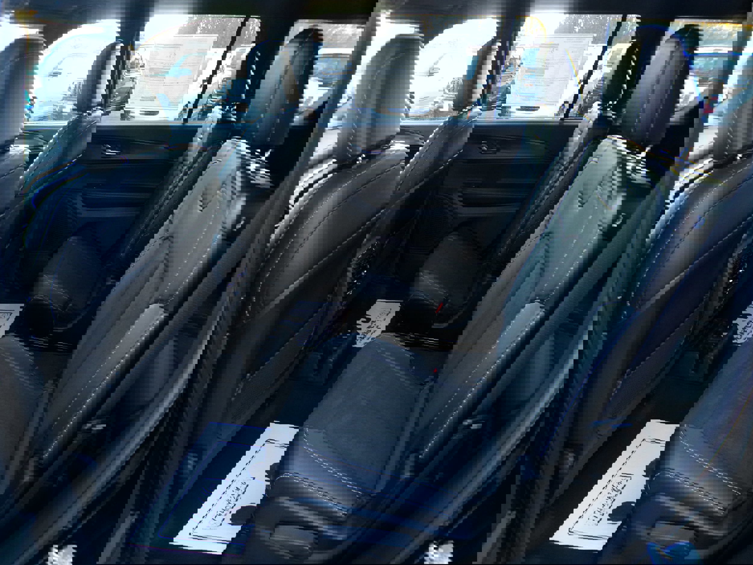 New 2025 Jeep Grand Cherokee L Altitude image 9