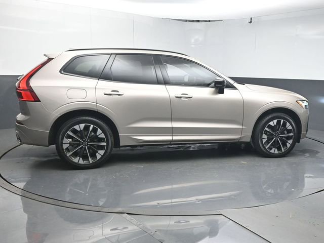 Used 2026 Volvo XC60 B5 Plus w/ Protection Package Premier image 8