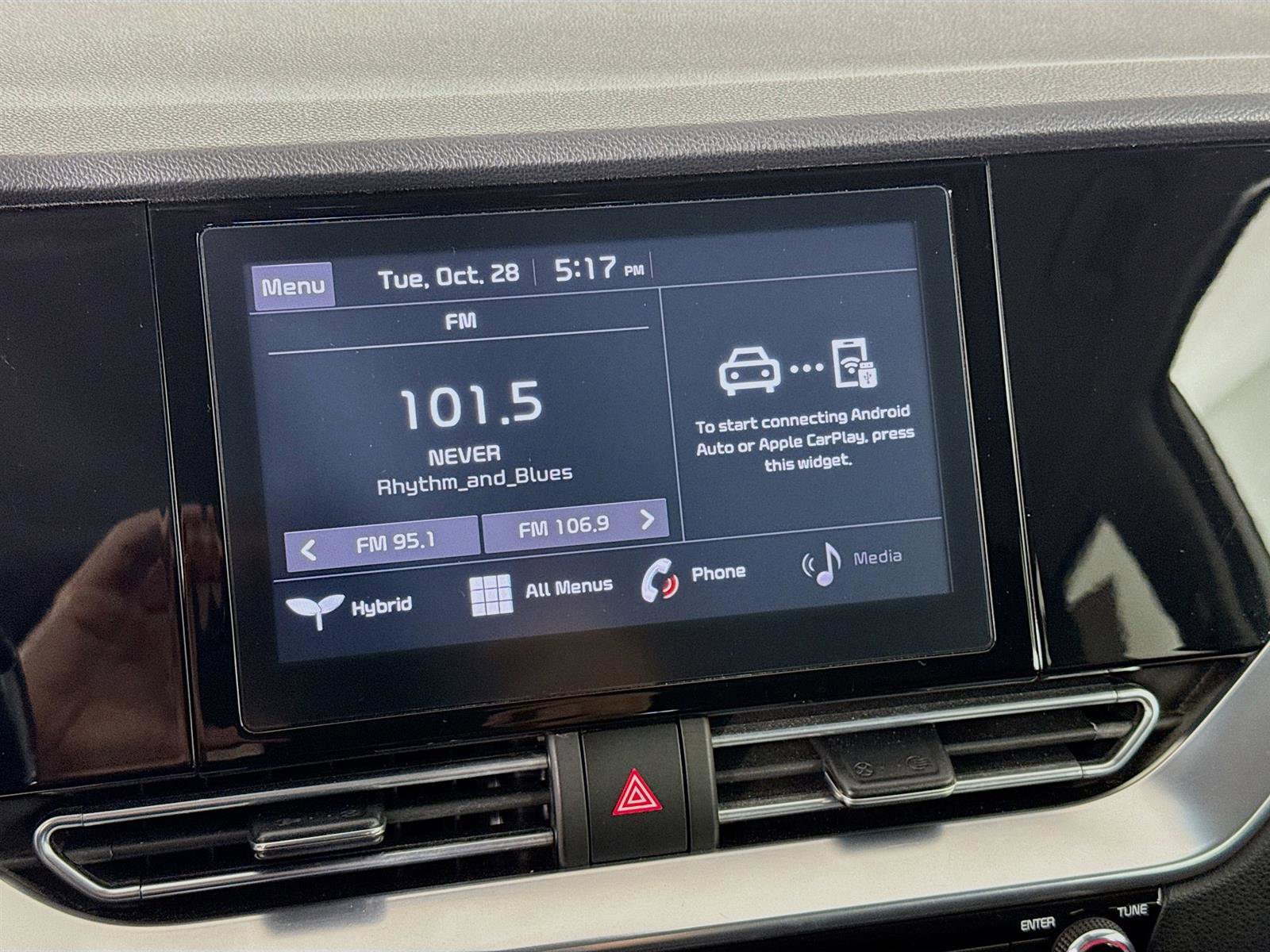 Certified 2022 Kia Niro LXS image 15