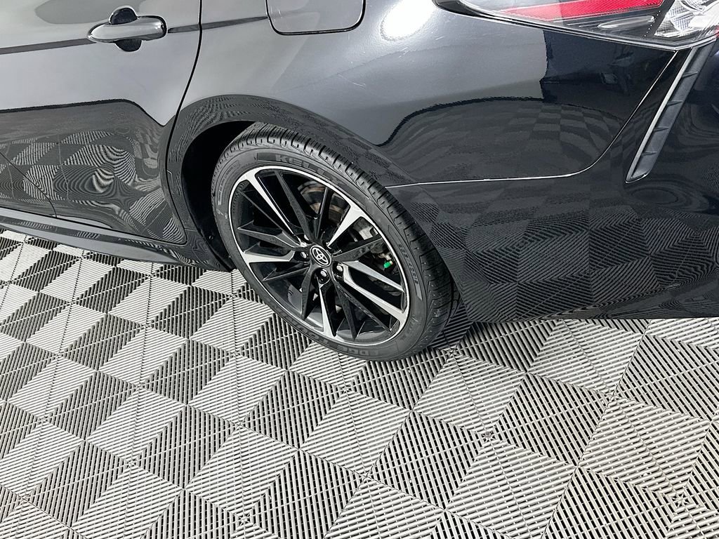 Used 2023 Toyota Camry XSE image 38