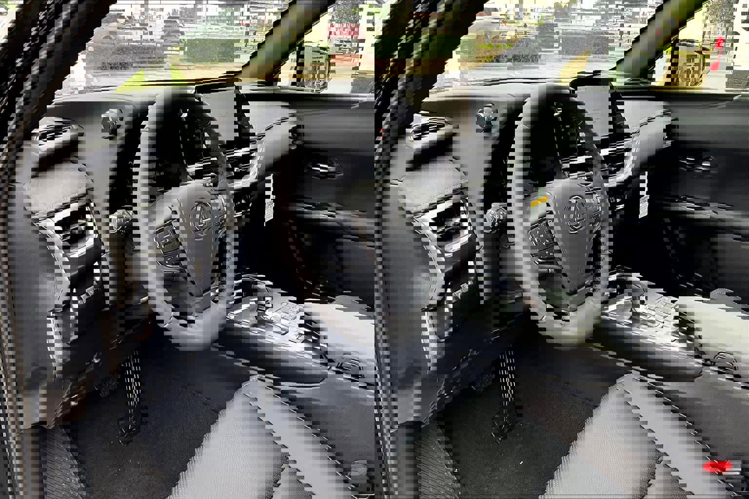 New 2026 Lexus UX 300h FWD image 10