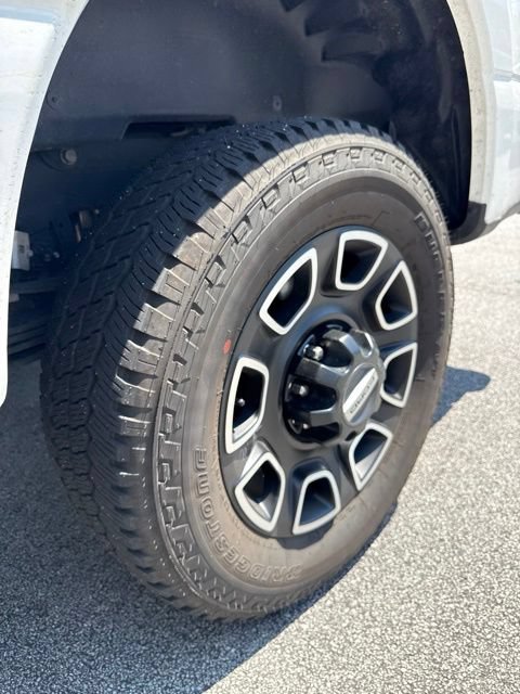 Used 2024 Ford F250 Platinum AWD/4WD image 7