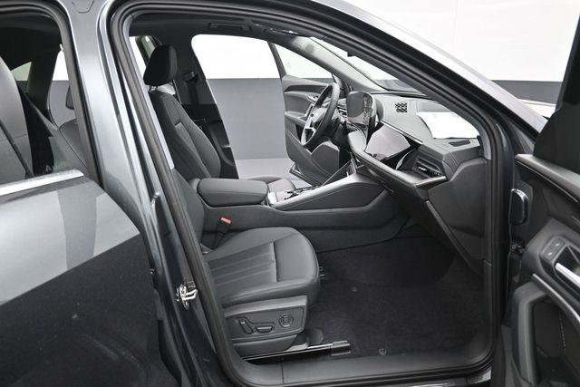 Used 2026 Audi Q5 Premium Plus w/ Premium Plus AWD/4WD image 14
