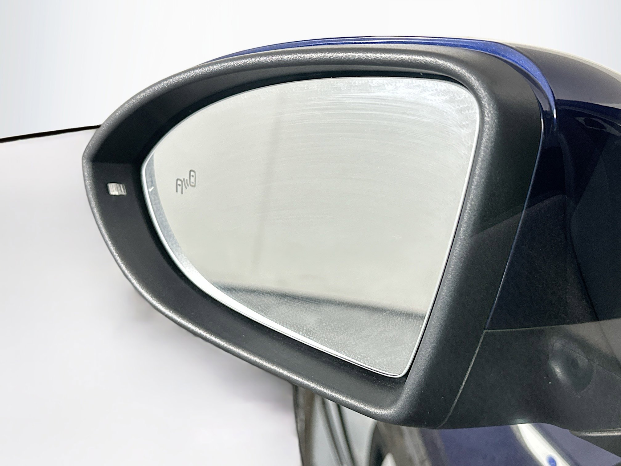 Used 2019 Volkswagen e-Golf SE w/ Driver Assistance Package FWD image 16
