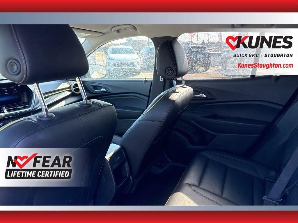 Used 2024 Chevrolet Trax ACTIV w/ Driver Confidence Package image 37