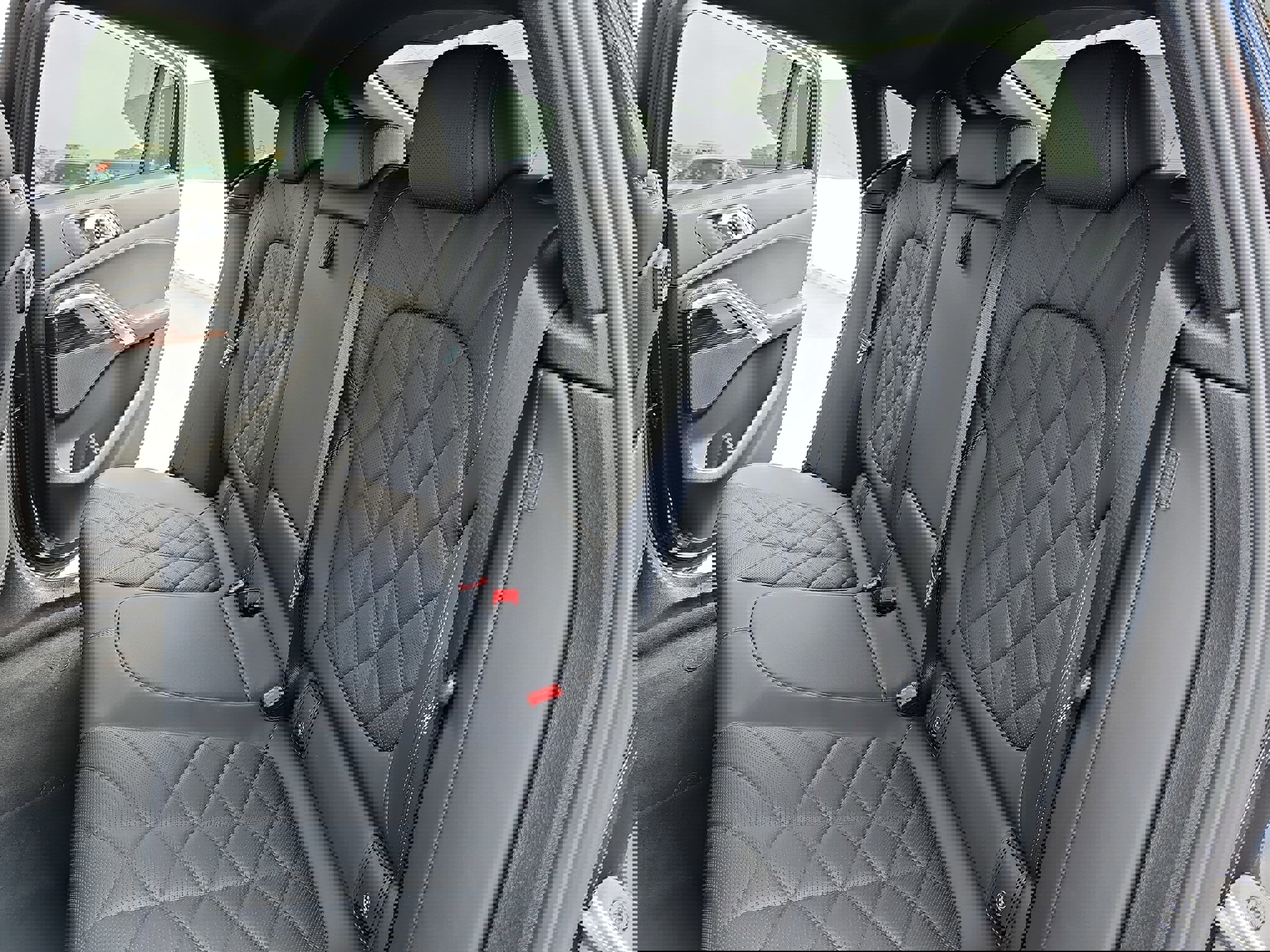 Used 2023 BMW X6 xDrive40i w/ Premium Package AWD/4WD image 14