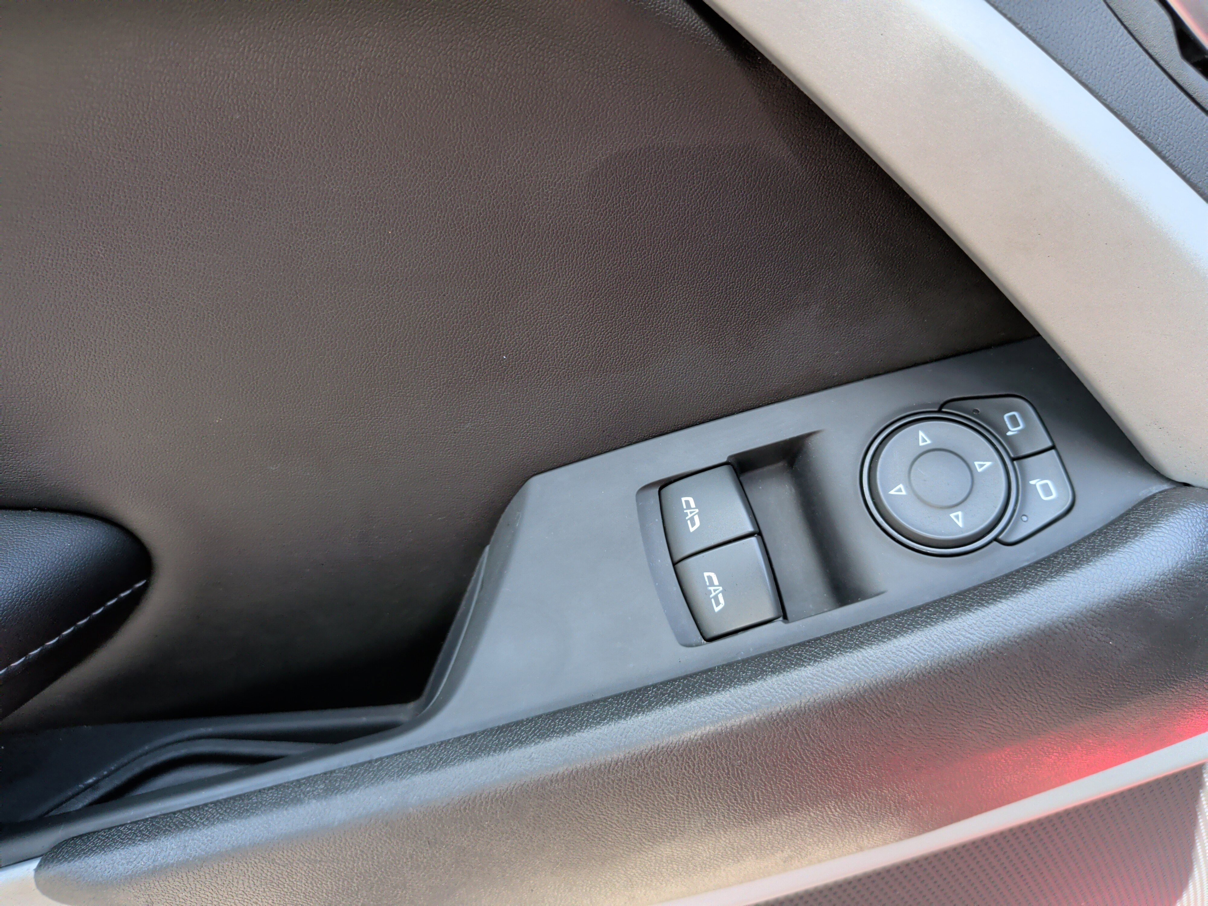 Used 2023 Chevrolet Camaro LT image 27