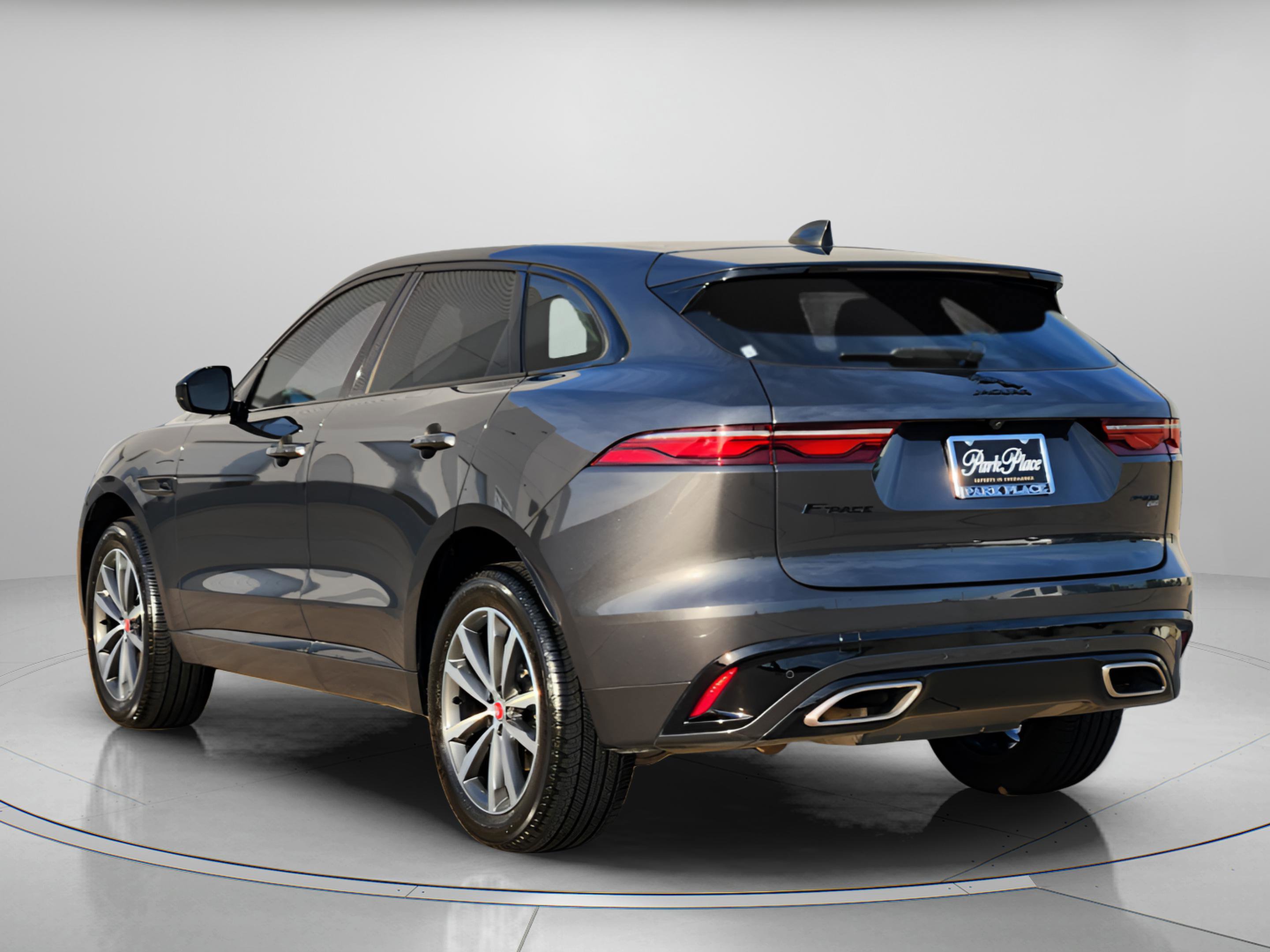 Certified 2023 Jaguar F-PACE R-Dynamic S AWD/4WD image 3