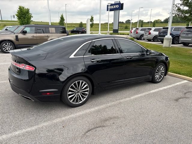 Used 2018 Lincoln MKZ Premiere FWD image 3