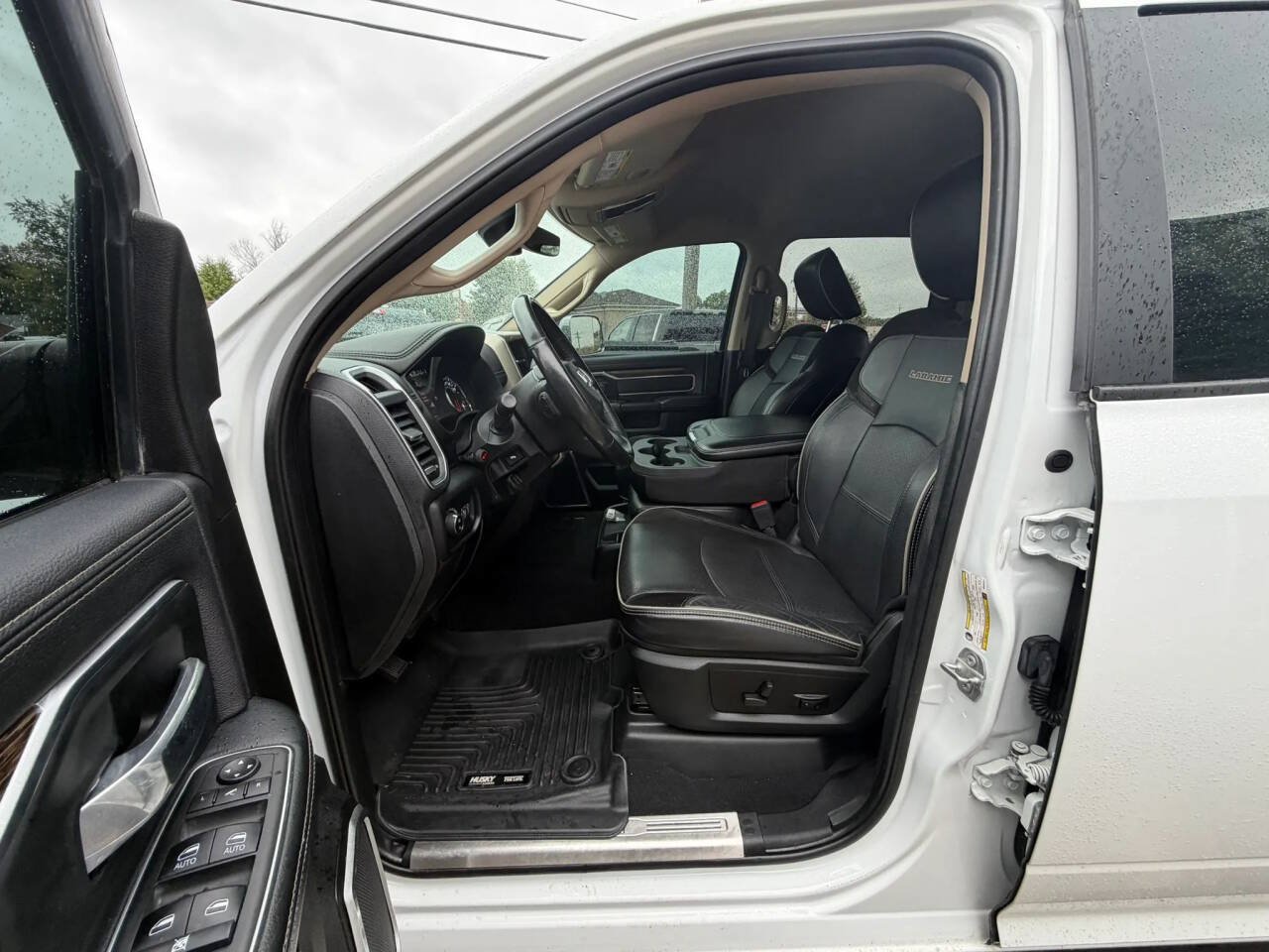 Used 2021 RAM 2500 Laramie AWD/4WD image 4