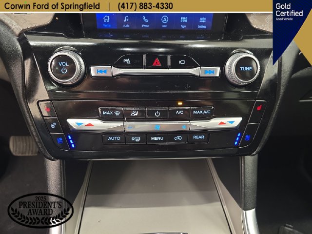Certified 2023 Ford Explorer Platinum w/ Technology Package AWD/4WD image 29