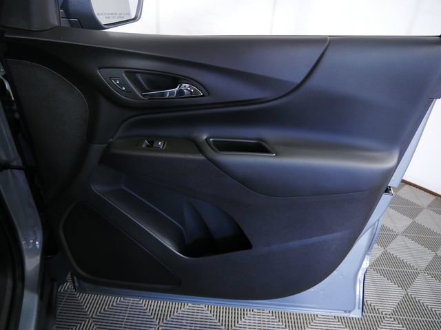 Used 2024 Chevrolet Equinox LT AWD/4WD image 11