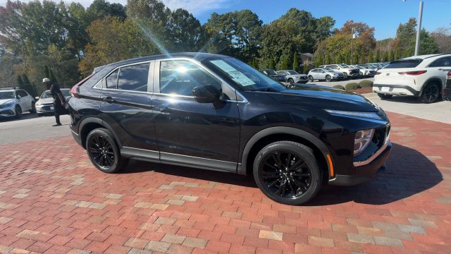 Used 2023 Mitsubishi Eclipse Cross LE AWD/4WD image 4