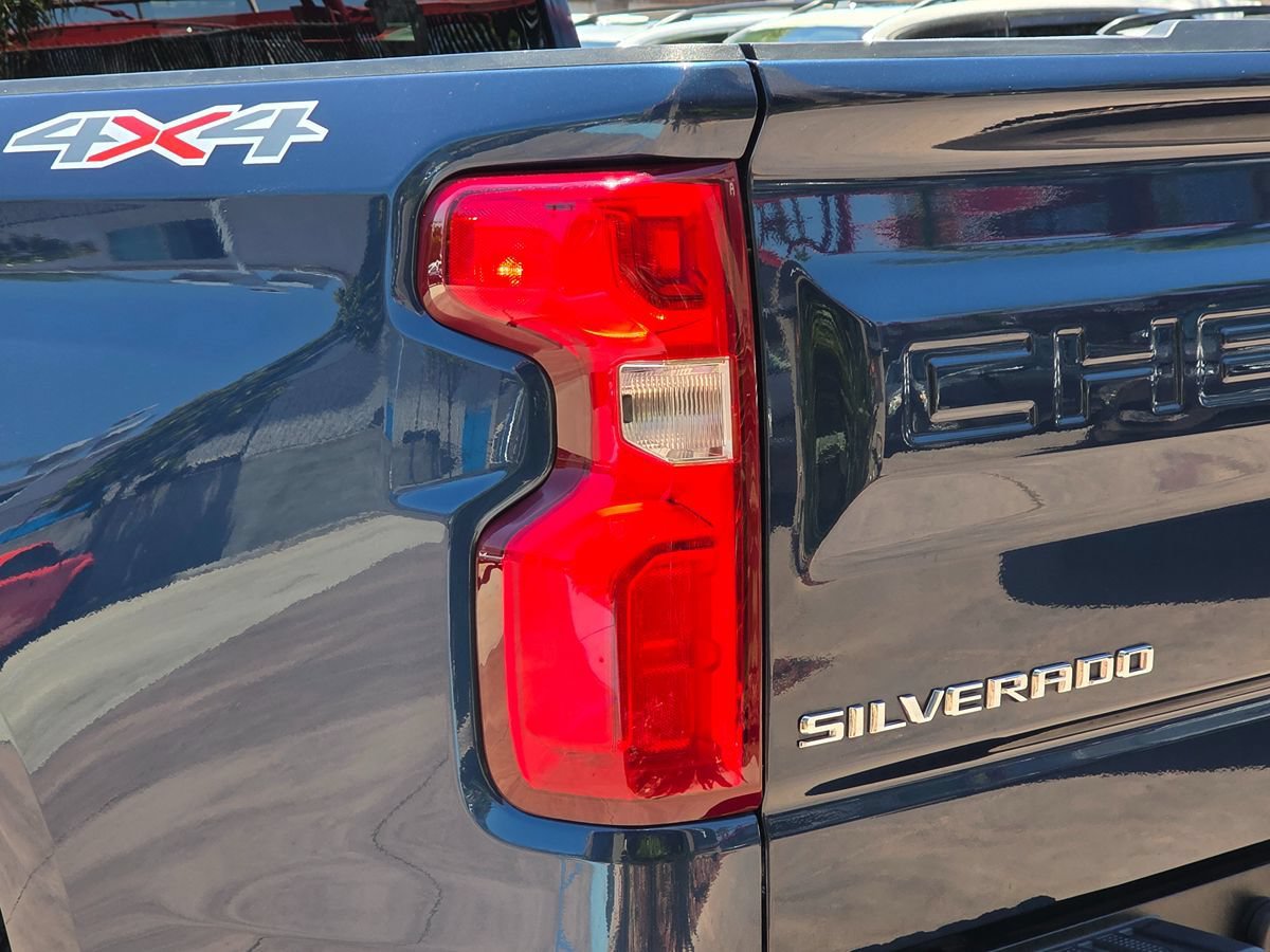 Used 2021 Chevrolet Silverado 1500 Custom AWD/4WD image 10