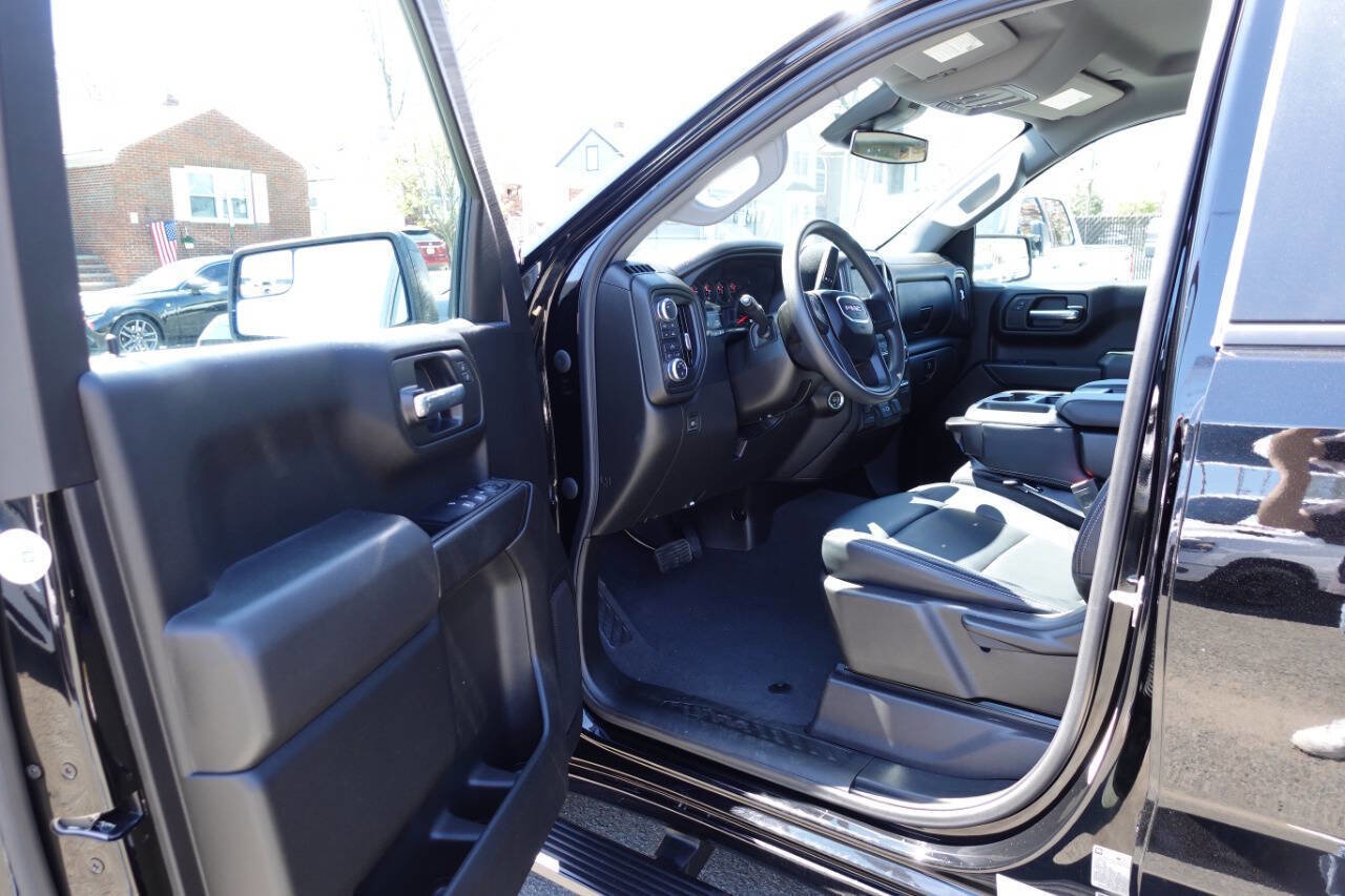 Used 2024 GMC Sierra 1500 Pro w/ Graphite Edition AWD/4WD image 12