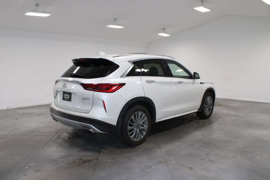 Used 2024 INFINITI QX50 Luxe image 9