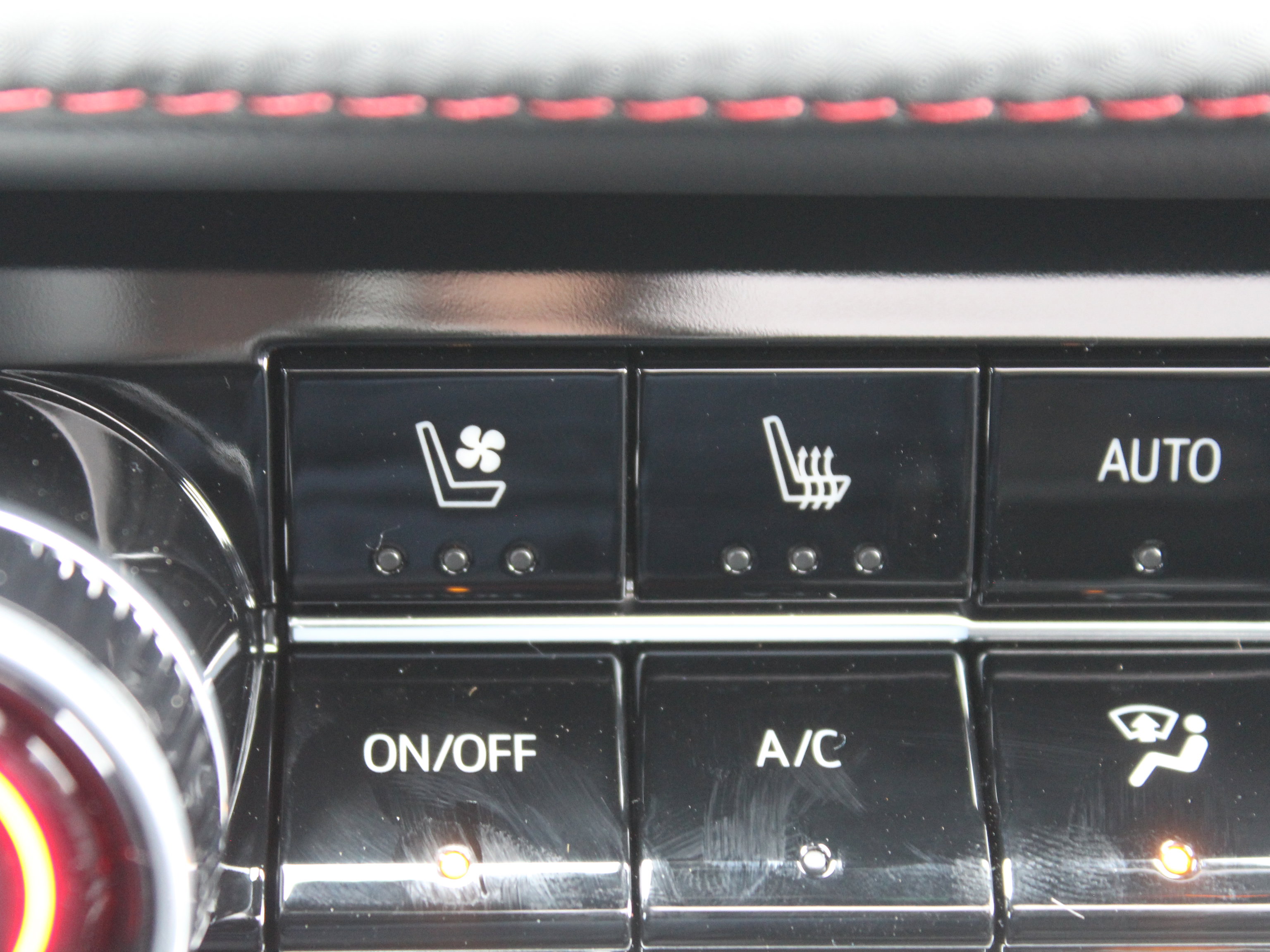 New 2026 Chevrolet Equinox RS w/ Convenience Package III image 14