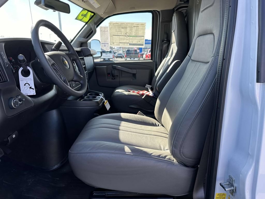 New 2025 Chevrolet Express 2500 w/ Driver Convenience Package RWD image 10