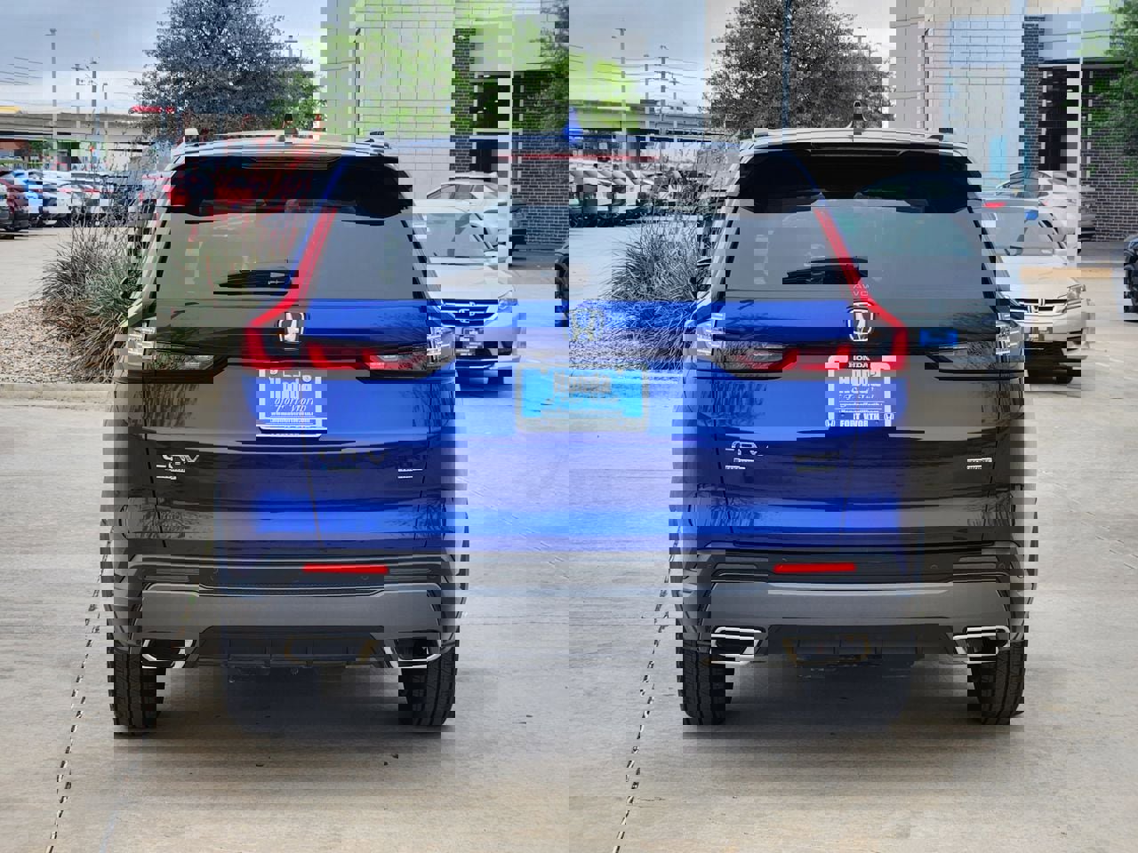 Used 2024 Honda CR-V Sport Touring image 6