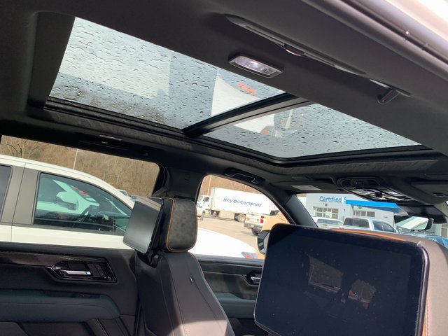 New 2026 GMC Yukon XL AT4 w/ AT4 Premium Plus Package image 21