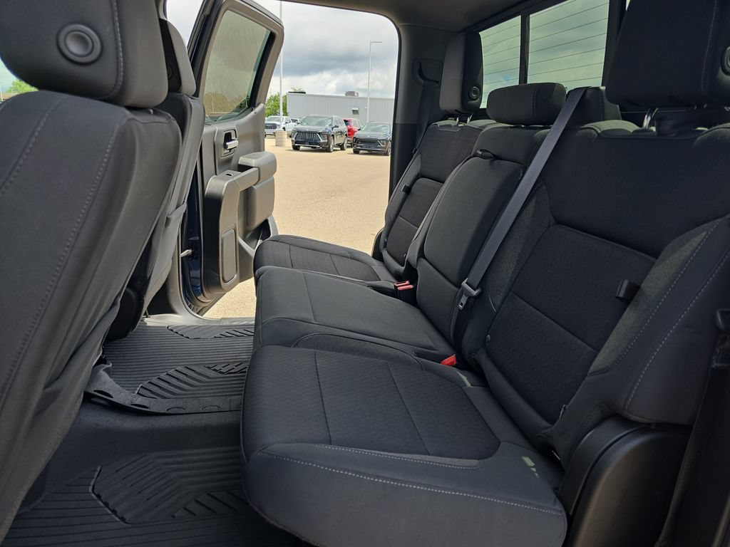 Used 2020 Chevrolet Silverado 1500 LT w/ All-Star Edition AWD/4WD image 14