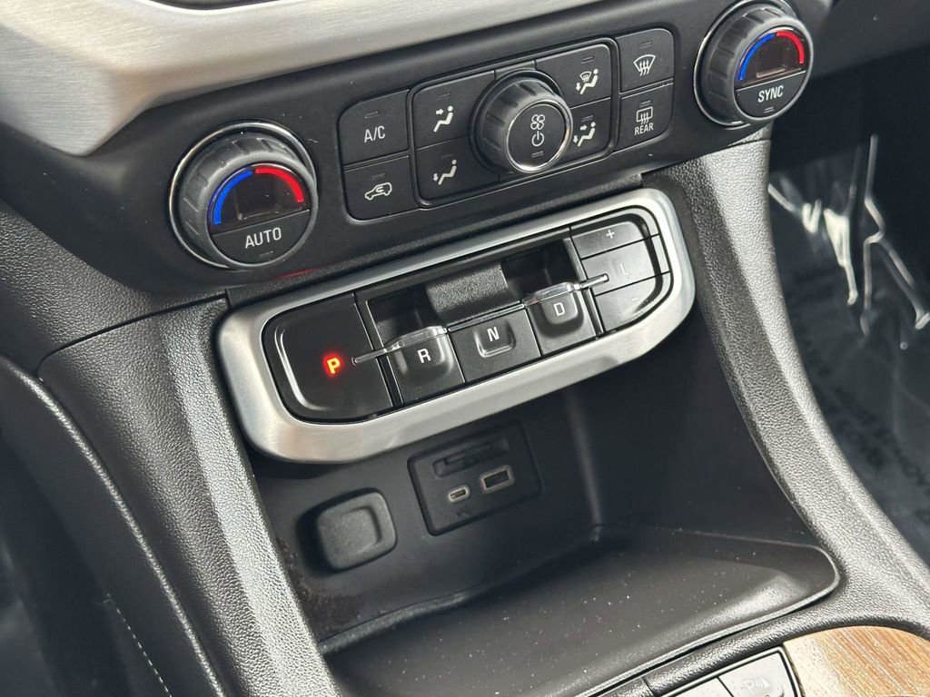 Certified 2021 GMC Acadia SLE w/ Driver Convenience Package image 31