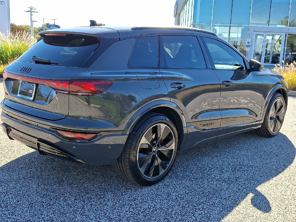 Certified 2025 Audi SQ6 e-tron Prestige AWD/4WD image 6