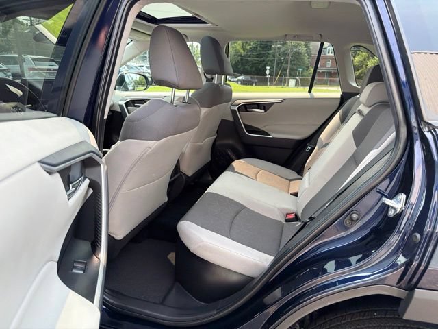 Used 2022 Toyota RAV4 XLE w/ Convenience Package AWD/4WD image 16