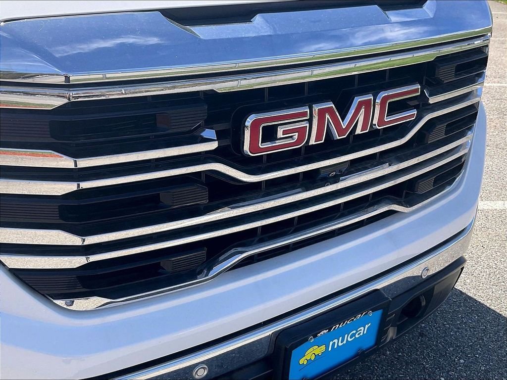 Used 2022 GMC Sierra 1500 SLT w/ SLT Premium Plus Package AWD/4WD image 32
