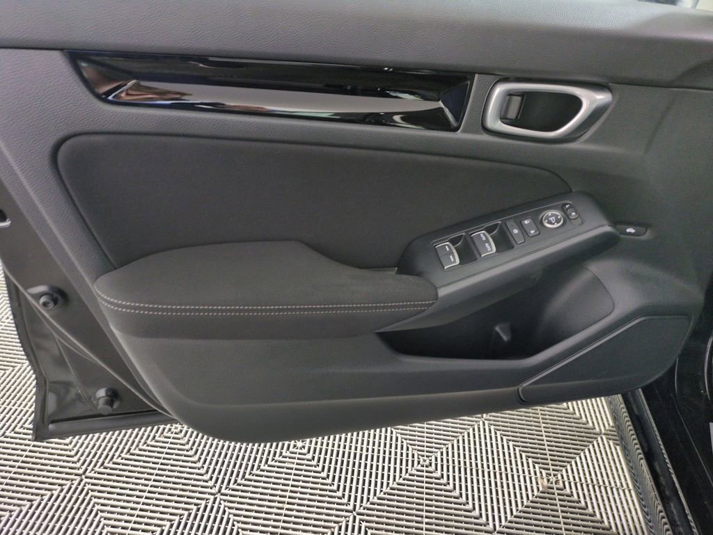 Certified 2024 Honda Civic EX image 10