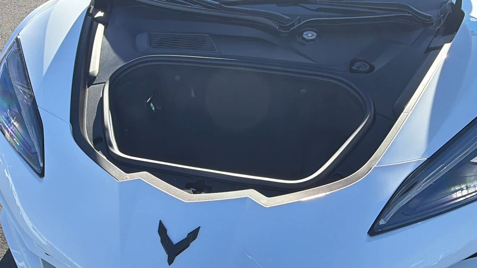 New 2026 Chevrolet Corvette Z06 w/ Battery Protection Package image 36