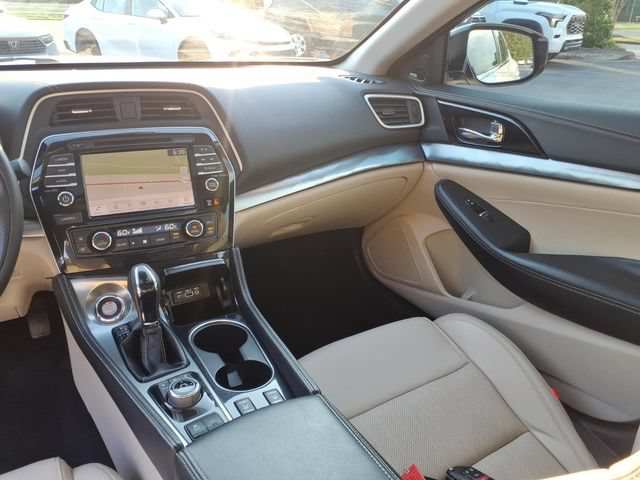 Used 2020 Nissan Maxima 3.5 SL w/ Floor Mat Group FWD image 10