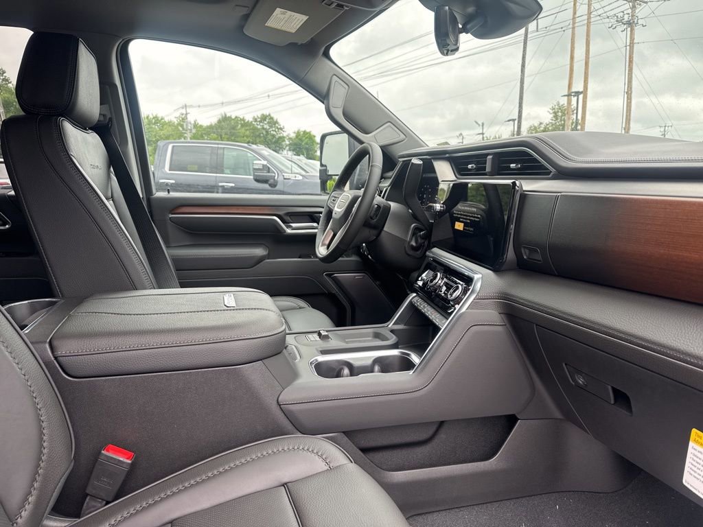 New 2025 GMC Sierra 2500 Denali w/ Denali Reserve Package image 10