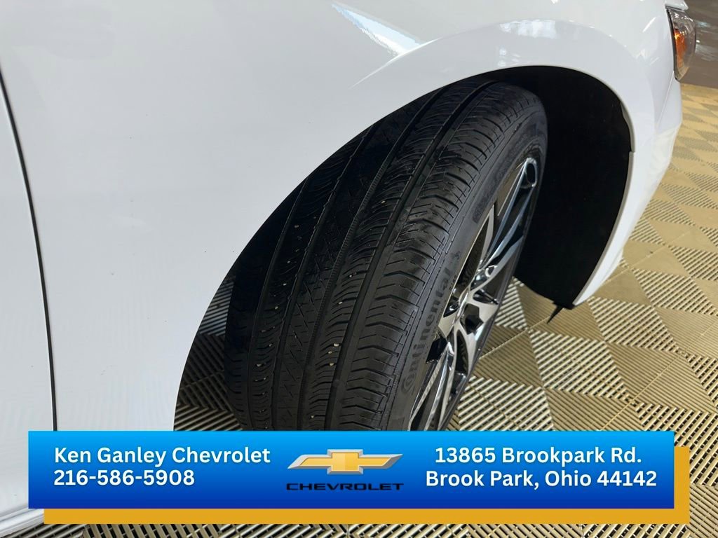 Used 2024 Chevrolet Malibu RS FWD image 28