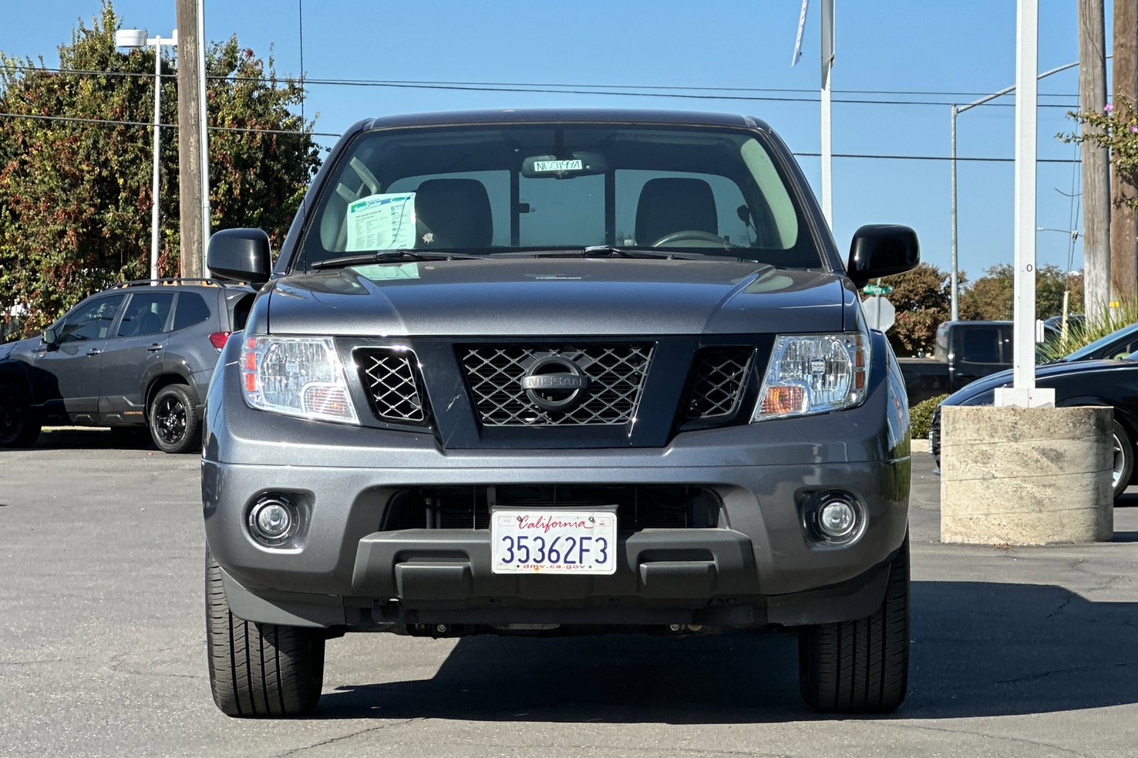 Used 2021 Nissan Frontier SV w/ Midnight Edition Floor Mats image 9