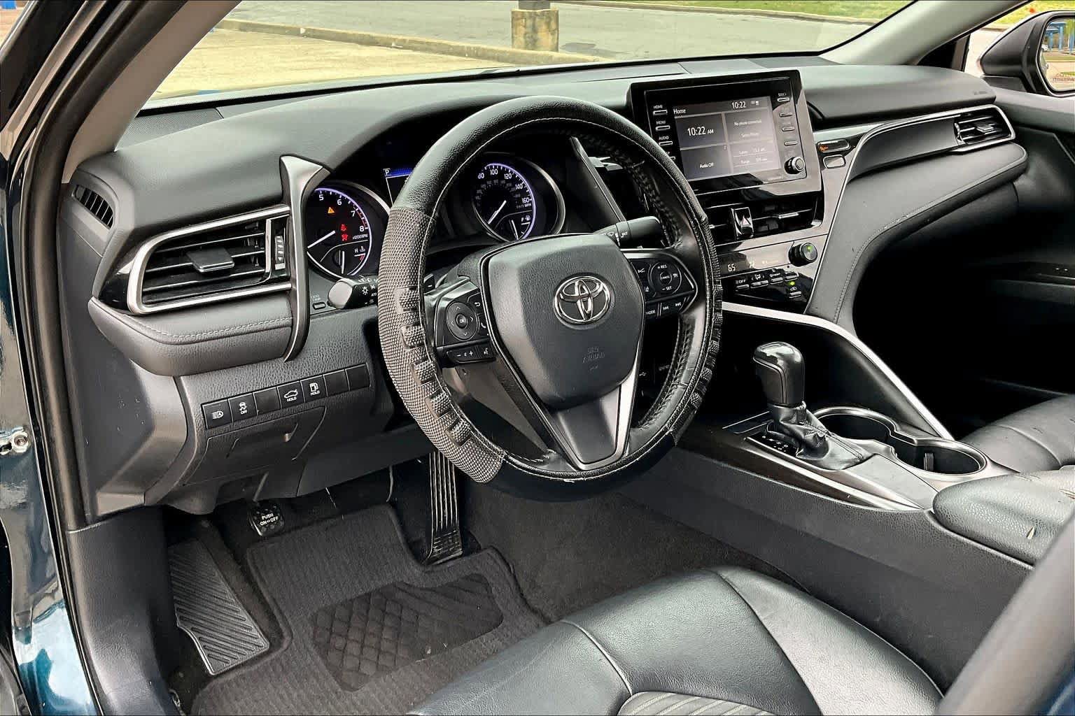 Used 2021 Toyota Camry SE FWD image 17