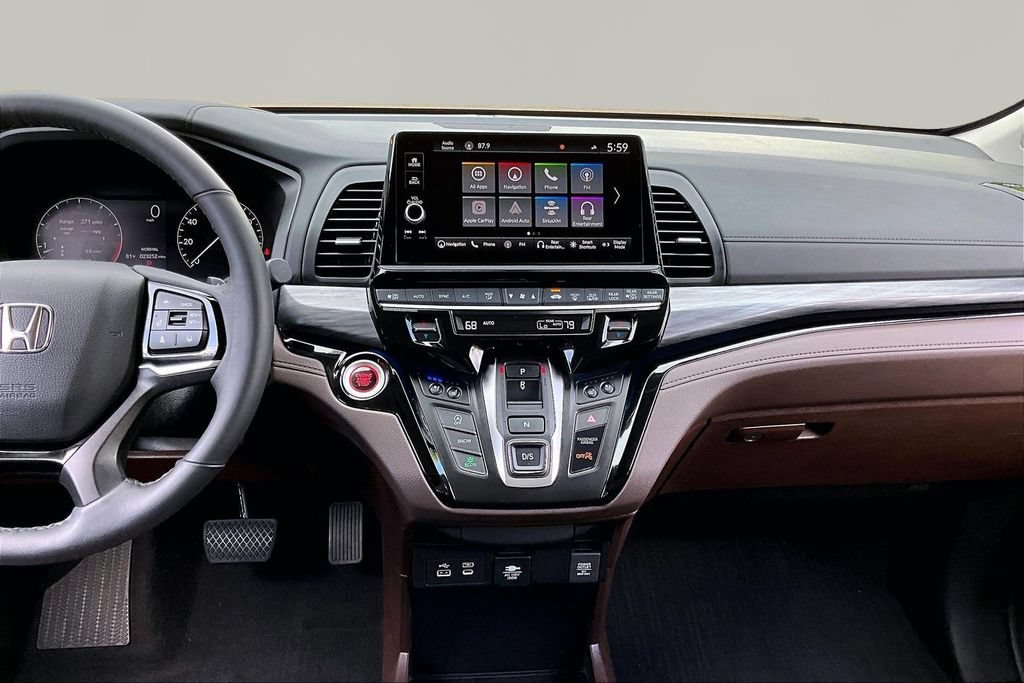 Used 2025 Honda Odyssey Elite image 10