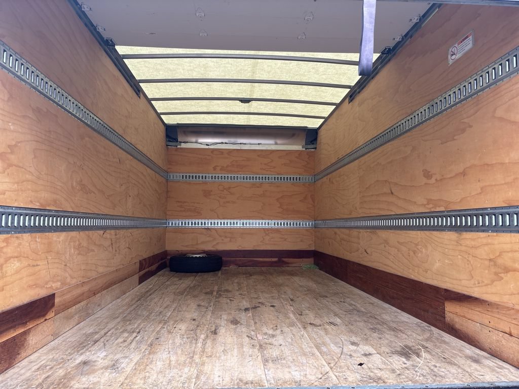 Used 2021 Freightliner Sprinter 3500 RWD image 15