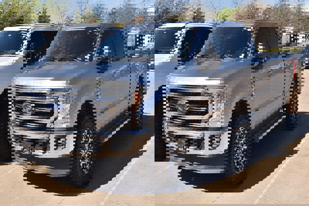 Used 2021 Ford F250 Lariat w/ Lariat Value Package image 1