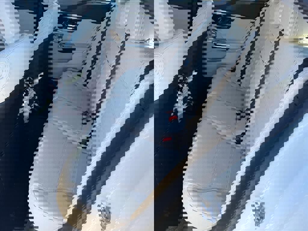 Used 2024 Mercedes-Benz C 300 4MATIC Sedan image 10